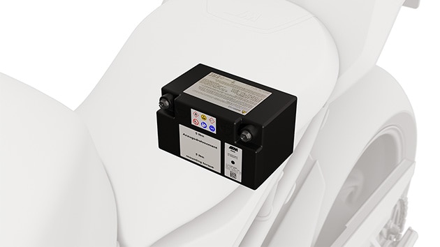 Jaudīgs M Lightweight akumulators